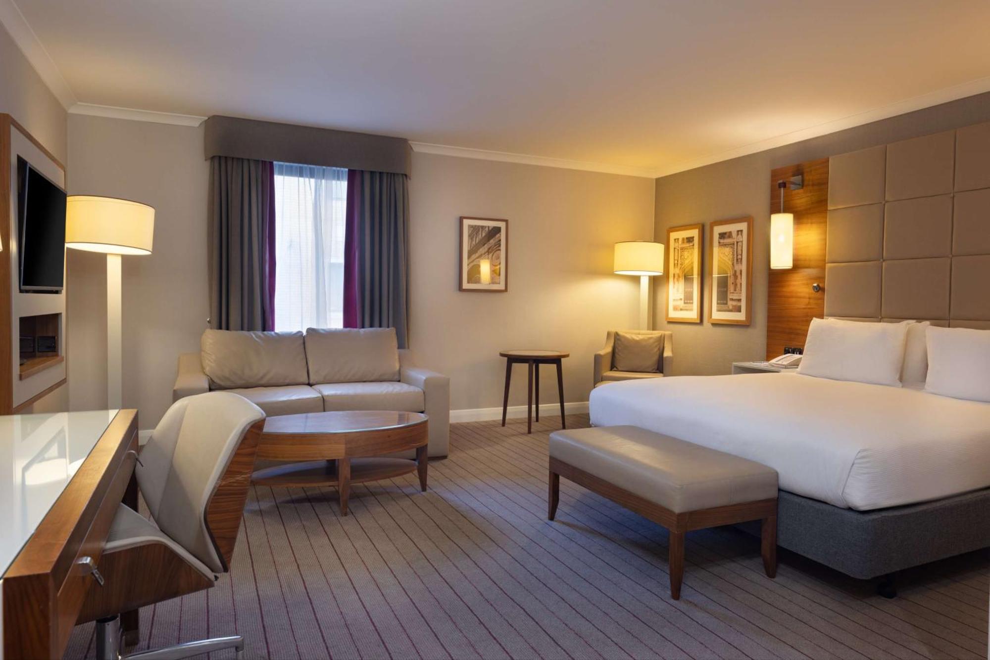 Hilton Cambridge City Centre Exterior photo