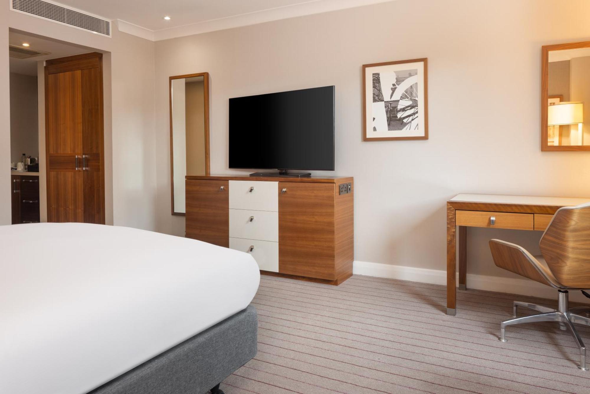 Hilton Cambridge City Centre Exterior photo