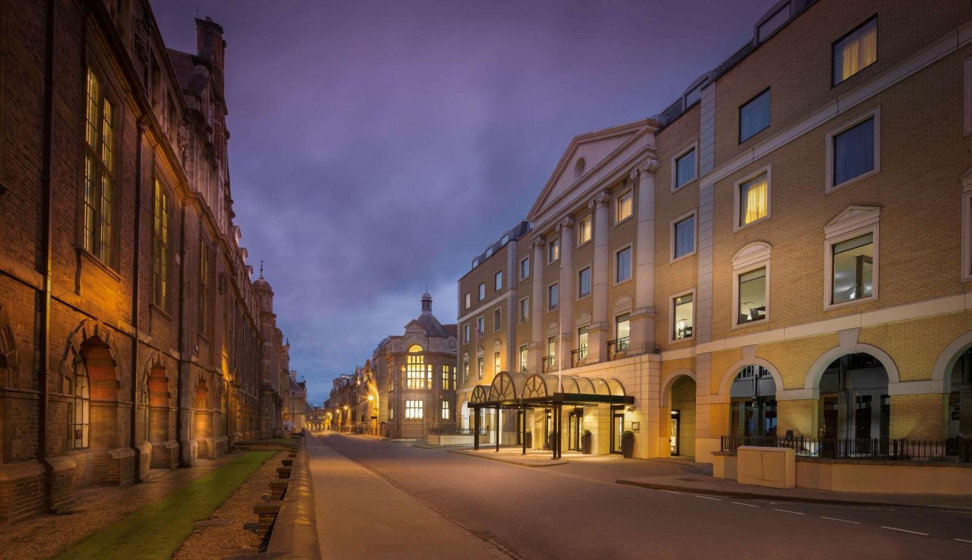 Hilton Cambridge City Centre Exterior photo
